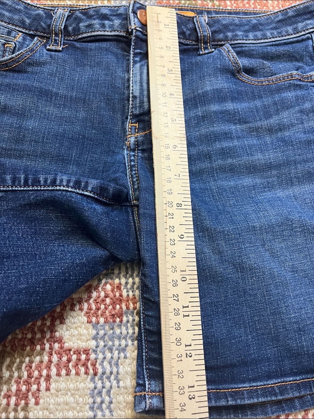 Pilcro and the Letterpress Anthropologie Denim Shorts Size 27 Blue EUC - Picture 3 of 9